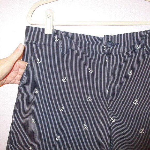 Tommy Hilfiger Shorts Women 14 Striped Anchors Twill Mid Rise Nautical Sail NWT - Picture 2 of 10